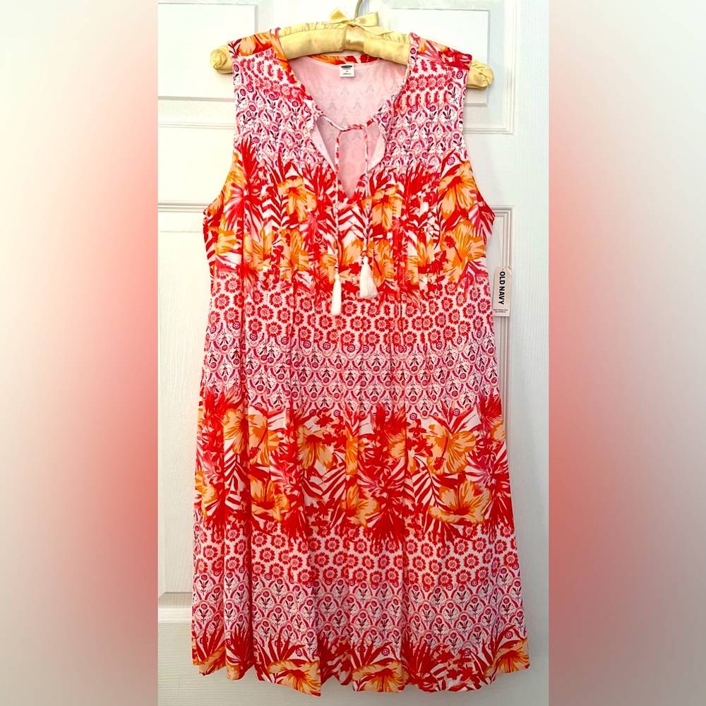 Old Navy NWT sundress Size Medium